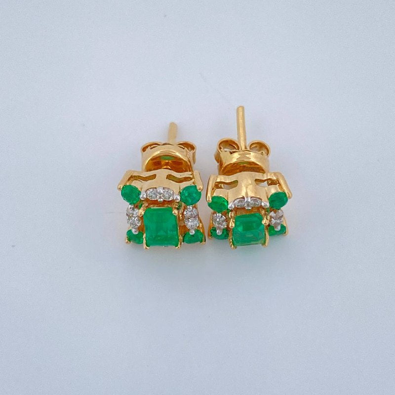 Topos Cagl Esmeralda 2.85gr / Dos Oros Amarillo Blanco 18K % Topos Cagl Esmeralda 2.85gr / Dos Oros Amarillo Blanco 18K %
