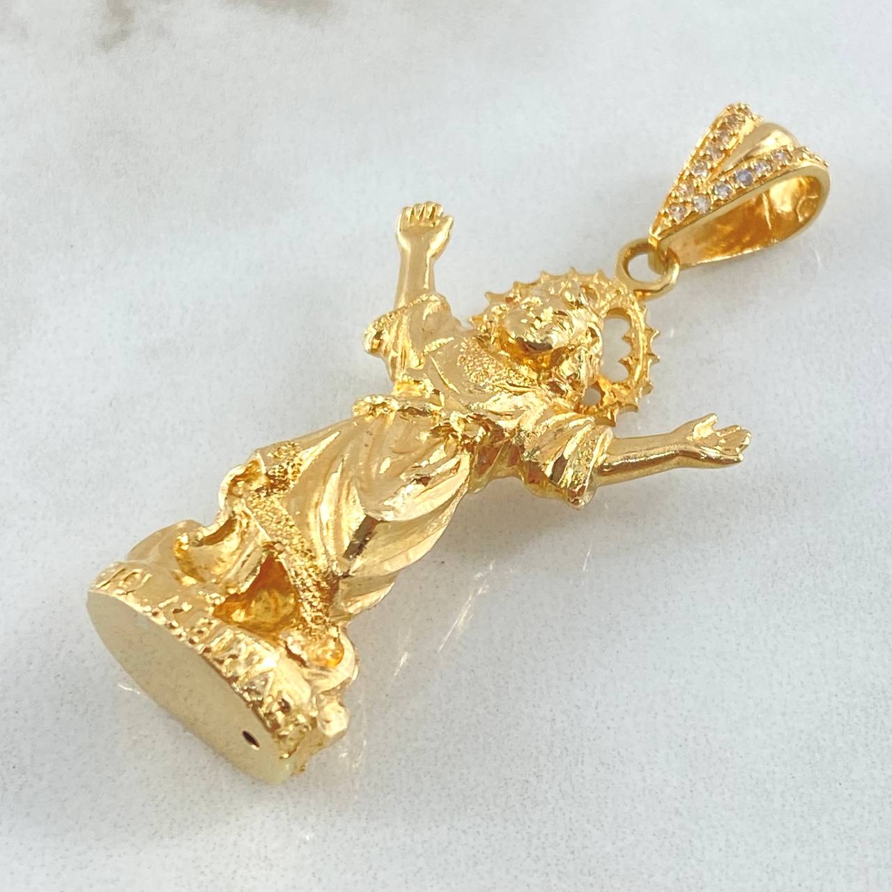 Dije Divino Niño 15.15gr / 5.5cm / Oro Amarillo 18K © Dije Divino Niño 15.15gr / 5.5cm / Oro Amarillo 18K ©