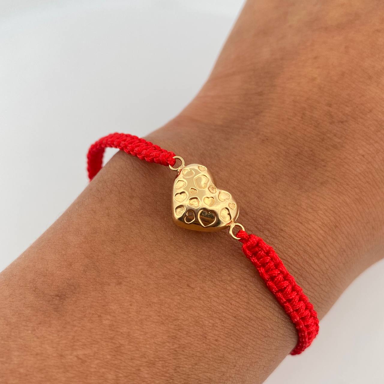 Pulsera Tejida Roja Corazon 0.85gr / Oro Amarillo 18K & Pulsera Tejida Roja Corazon 0.85gr / Oro Amarillo 18K &