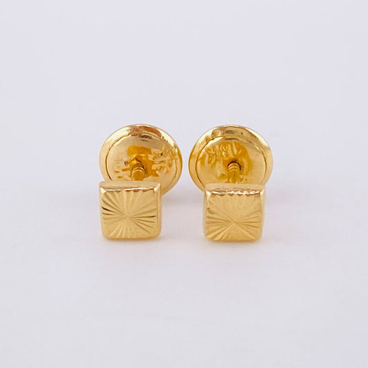 Topos Cuadro Diamantado 0.95g / 8.1mm Oro Amarillo 18K