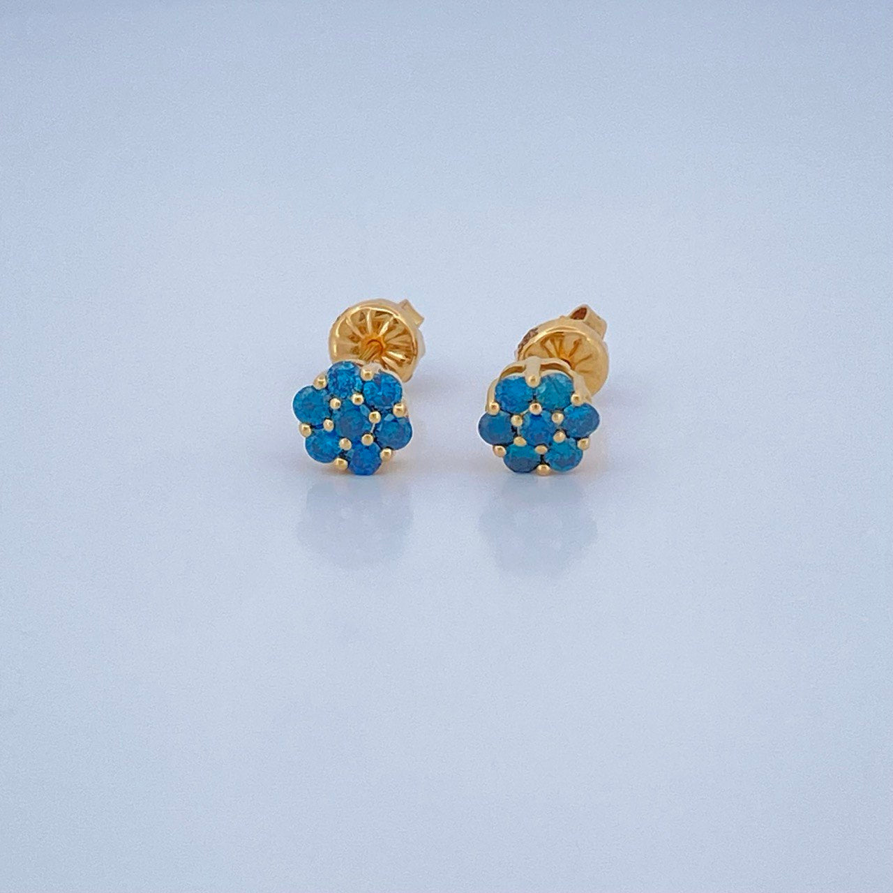 Topos Flor Seis Petalos Diamantes  1.9gr / Oro Amarillo 18K & Topos Flor Seis Petalos Diamantes  1.9gr / Oro Amarillo 18K &