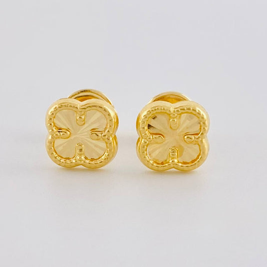 Topos Trebol 0.55 g / 6.95 mm Oro Amarillo 18K
