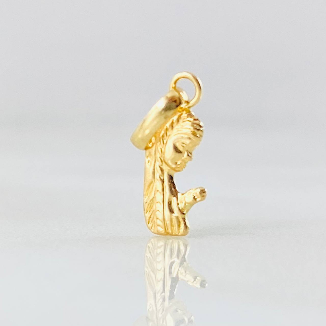 Dije Virgen María 0.3gr / 1.5cm / Oro Amarillo 18K © Dije Virgen María 0.3gr / 1.5cm / Oro Amarillo 18K ©