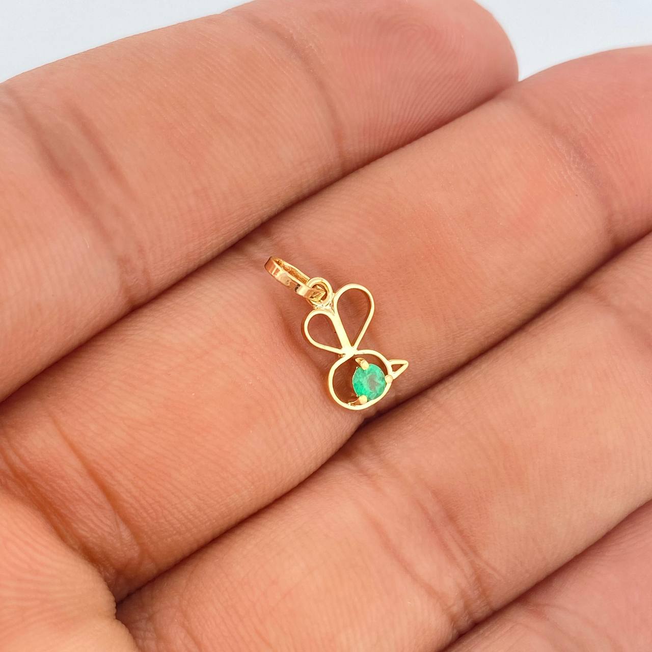 Dije Silueta Abejita 0.45gr / 1.5cm / Oro Amarillo 18K $ Dije Silueta Abejita 0.45gr / 1.5cm / Oro Amarillo 18K $