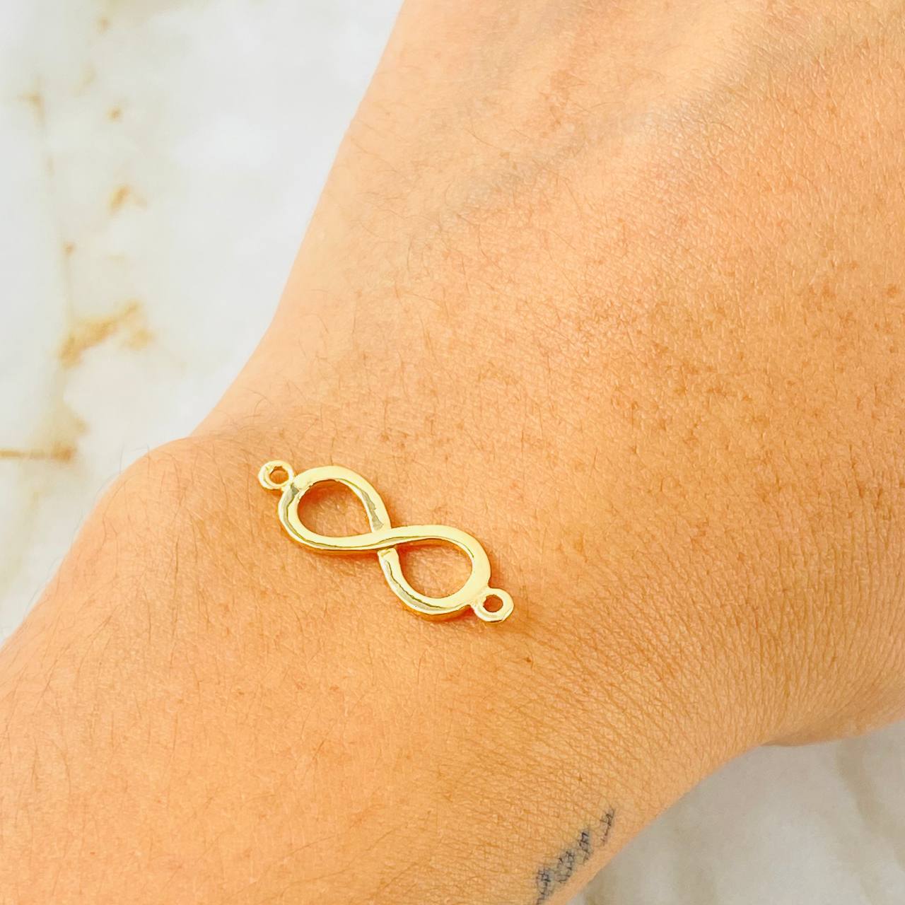 Herraje Infinito 1.1gr / 2.4cm / Oro Amarillo 18K * Herraje Infinito 1.1gr / 2.4cm / Oro Amarillo 18K *