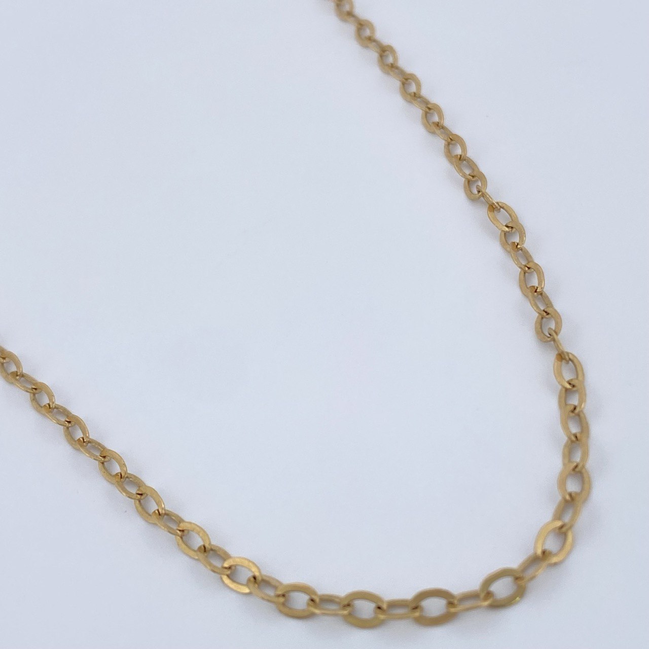 Cadena Aro Seguido 3.3gr / 45.2cm / Oro Amarillo +3 18K & Cadena Aro Seguido 3.3gr / 45.2cm / Oro Amarillo +3 18K &