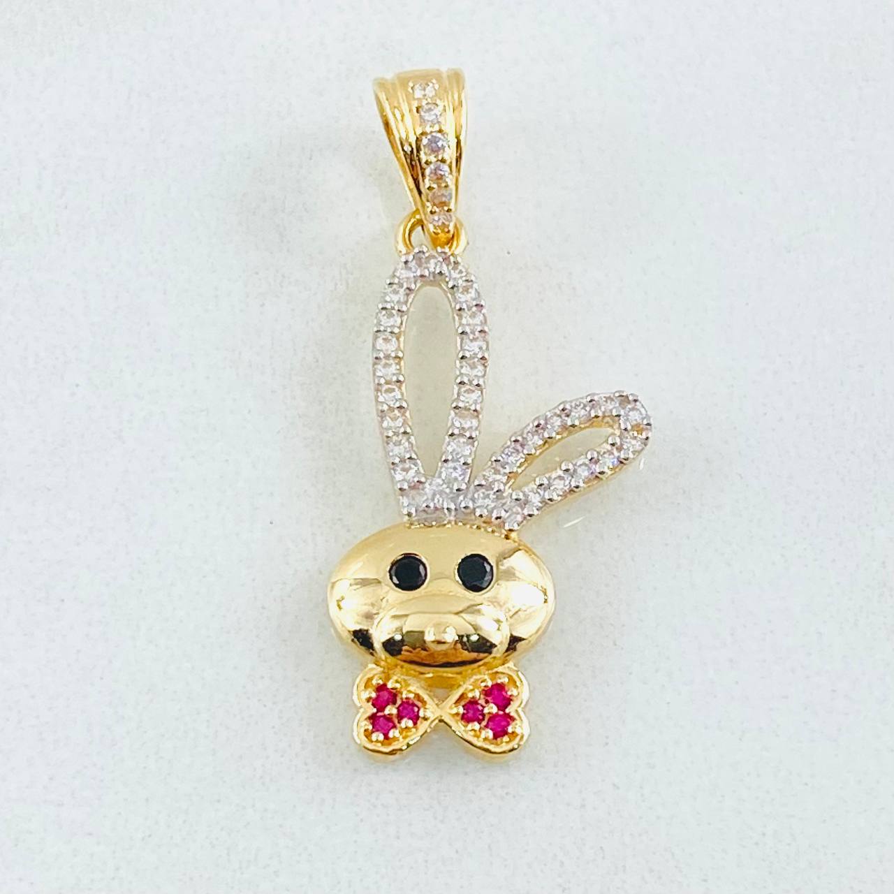 Dije Rostro Conejo 2.5gr / 3.1cm / Oro Amarillo 18K © Dije Rostro Conejo 2.5gr / 3.1cm / Oro Amarillo 18K ©