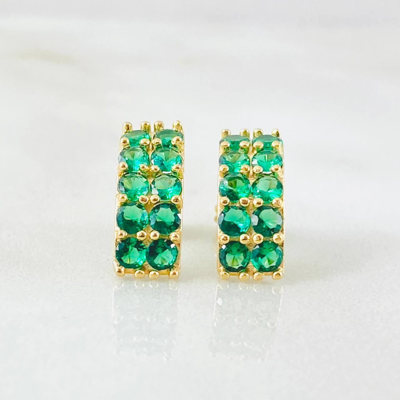 Topos Doble Carril 2.45gr / Oro Amarillo 18K © Topos Doble Carril 2.45gr / Oro Amarillo 18K ©