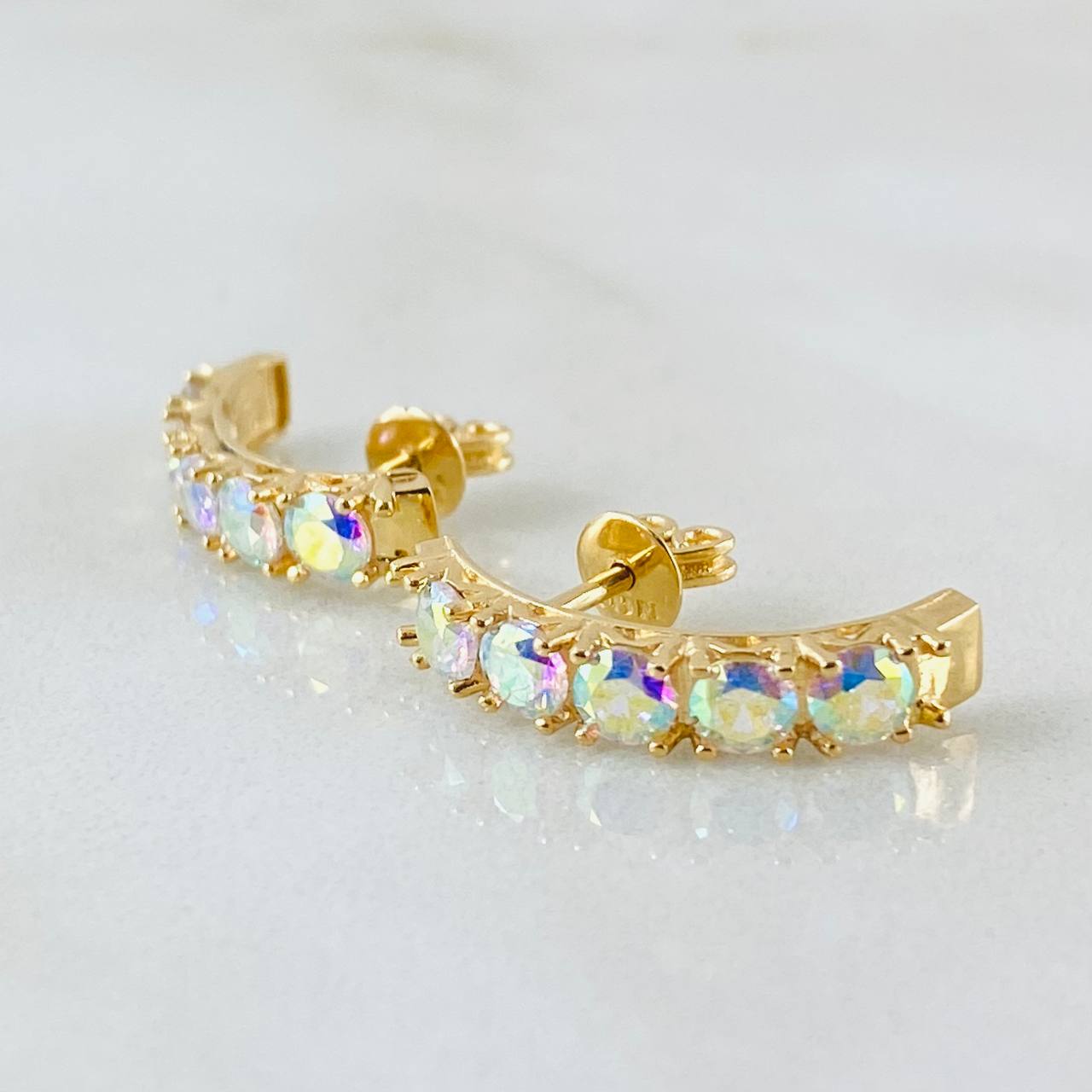 Topos Línea Túpida 3.55gr / 2cm / Oro Amarillo 18K Topos Línea Túpida 3.55gr / 2cm / Oro Amarillo 18K