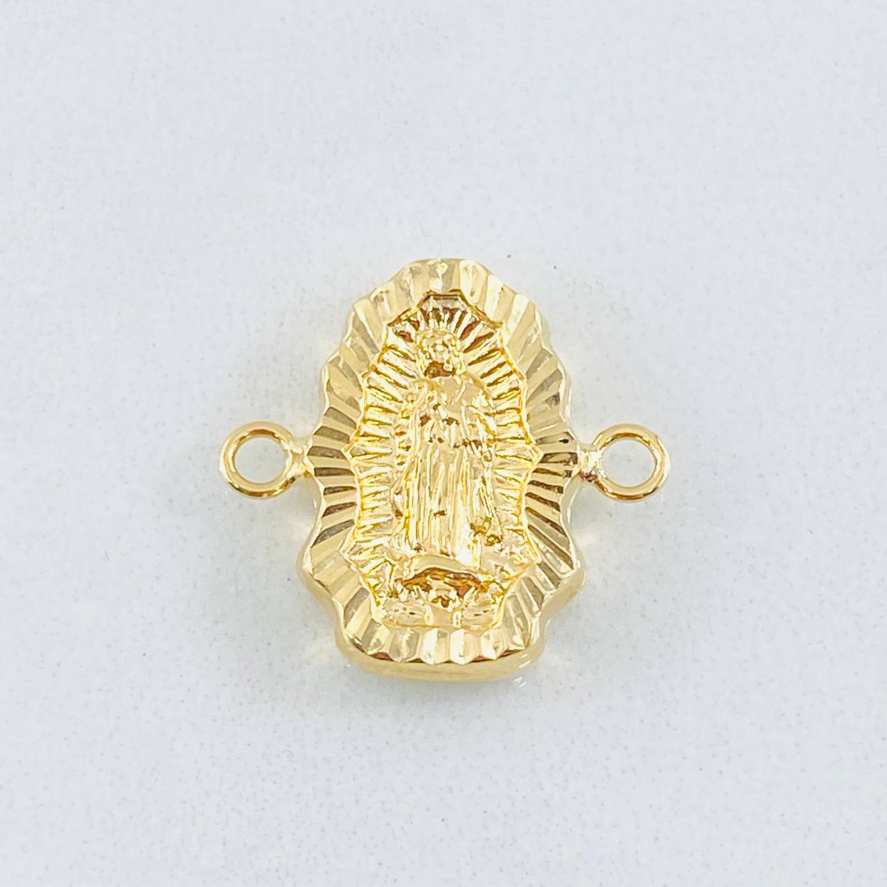 Herraje Virgen Guadalupe 1.2gr / 1.7cm / Oro Amarillo 18K Herraje Virgen Guadalupe 1.2gr / 1.7cm / Oro Amarillo 18K
