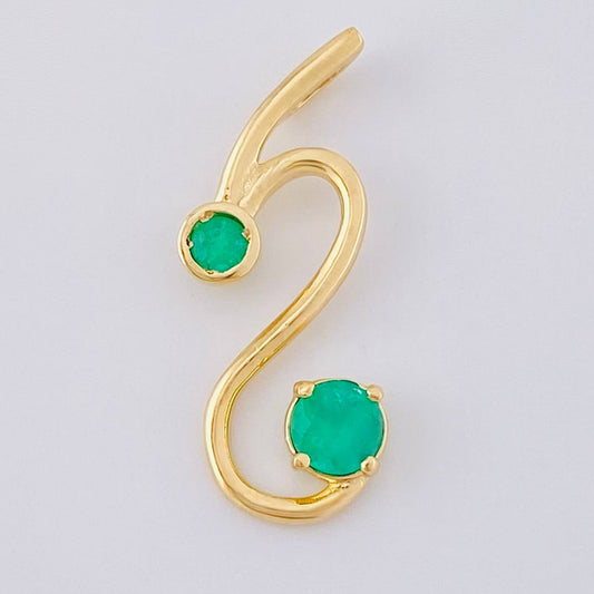 Dije Cola De Dragon Esmeraldas 39Pts 1.45 g / 2.4 cm Oro Amarillo 18K