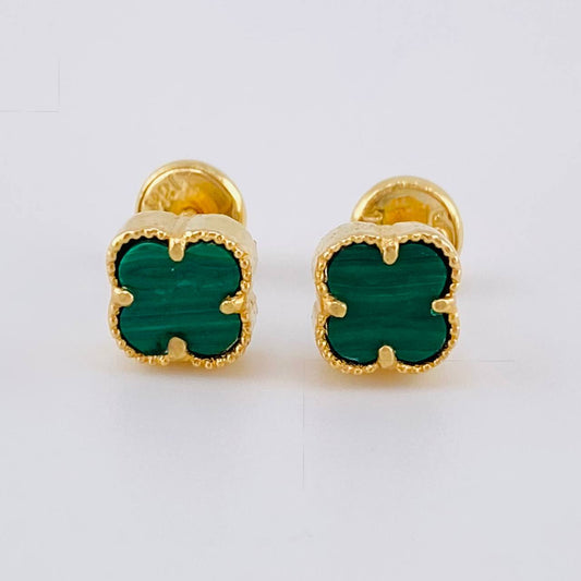 Topos Trebol Malaquita Verde 1.3g / 6.2mm Oro Amarillo 18K
