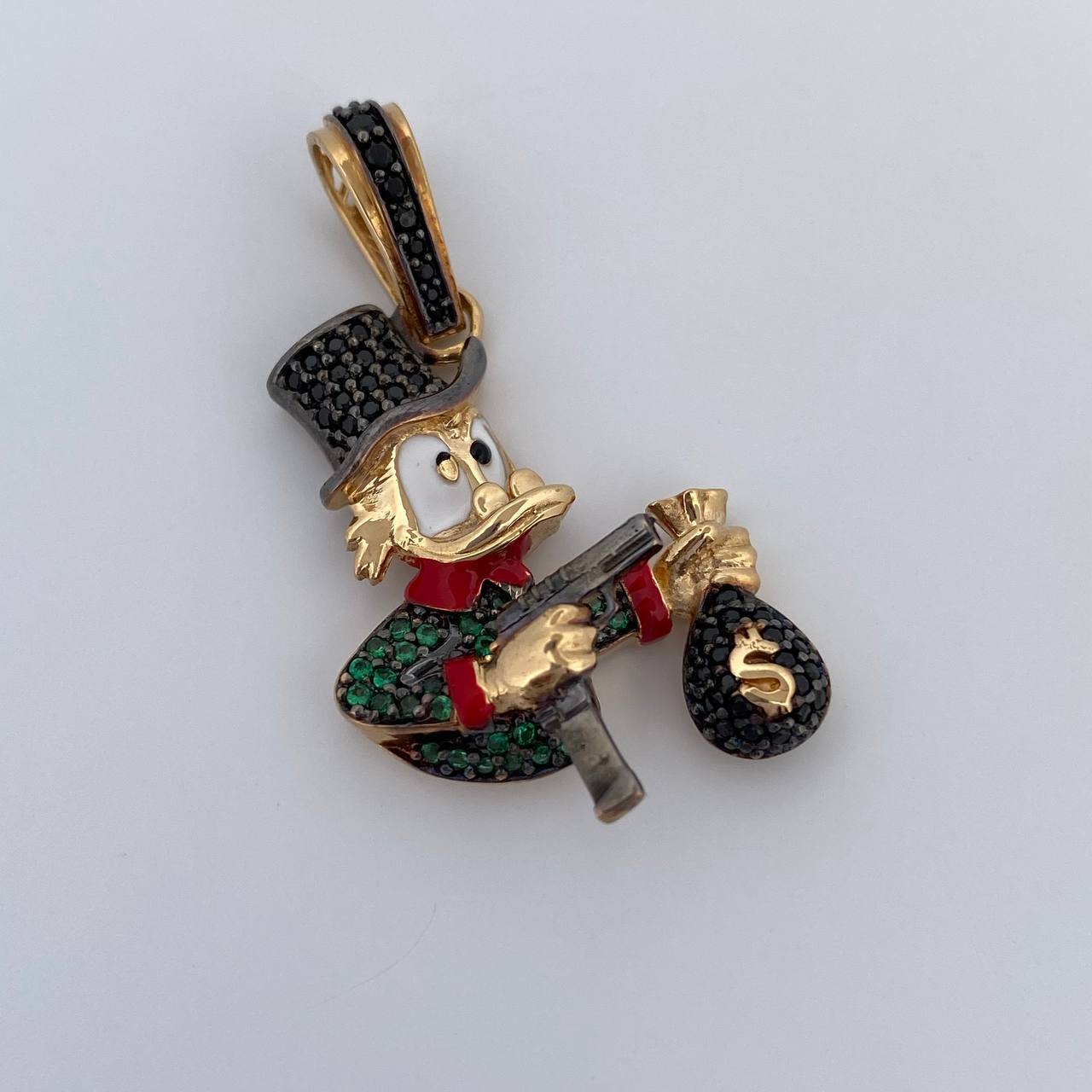 Dije Pato Pistola 6gr / 3.4cm Dos Oros Negro Amarillo 18K $ Dije Pato Pistola 6gr / 3.4cm Dos Oros Negro Amarillo 18K $