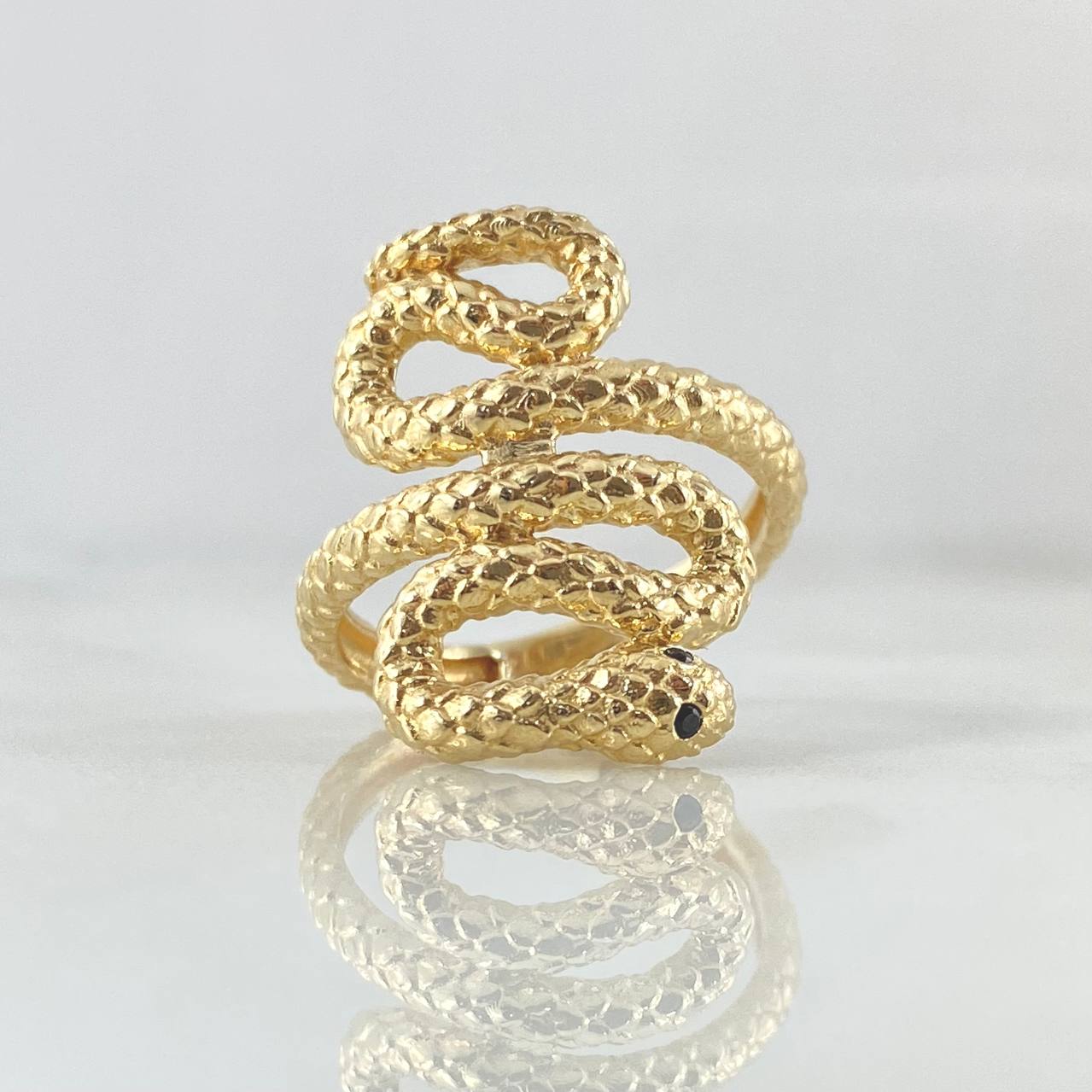 Anillo Serpiente 5.55gr / T6 1/2 / Texturizado Circones Negros Oro Amarillo 18K Anillo Serpiente 5.55gr / T6 1/2 / Texturizado Circones Negros Oro Amarillo 18K