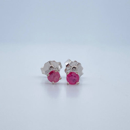 Topos Cuatro Garras Ruby 0.8gr / Oro Blanco 18K +