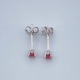 Topos Cuatro Garras Ruby 0.8gr / Oro Blanco 18K + Topos Cuatro Garras Ruby 0.8gr / Oro Blanco 18K +