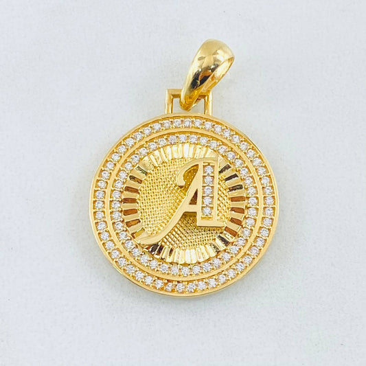 Dije Medalla Letra A 4.65gr / 3cm / Oro Amarillo 18K *