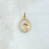Dije Virgen Maria Circulo Floreado 1.1gr / 2.4cm / Circones Blancos Oro Amarillo 18K © Dije Virgen Maria Circulo Floreado 1.1gr / 2.4cm / Circones Blancos Oro Amarillo 18K ©