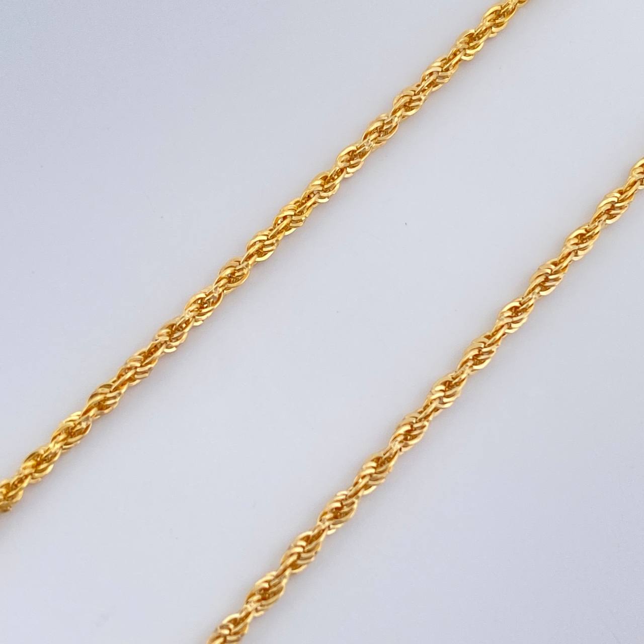 Set Cadena y Dije Lazo+ San Benito 1.25gr / 39.7cm / 1.2mm Oro Amarillo 18K (Oferta) $ Set Cadena y Dije Lazo+ San Benito 1.25gr / 39.7cm / 1.2mm Oro Amarillo 18K (Oferta) $