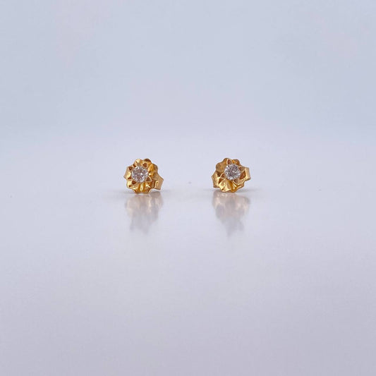 Topos Cuatro Garras 0.7gr / Diamantes 10 Pts Oro Amarillo 18K (Joya) &
