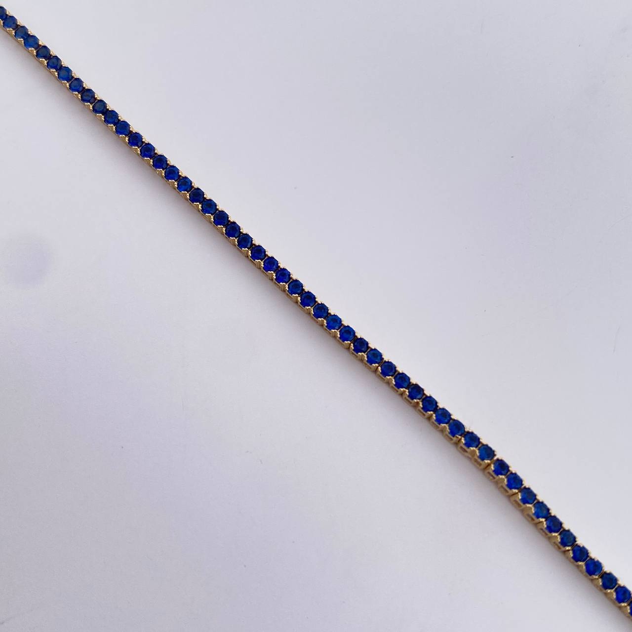 Pulso Tennis 7.55gr / 18.2cm / 2.2mm Circones Blancos Azules Oro Amarillo 18K & Pulso Tennis 7.55gr / 18.2cm / 2.2mm Circones Blancos Azules Oro Amarillo 18K &