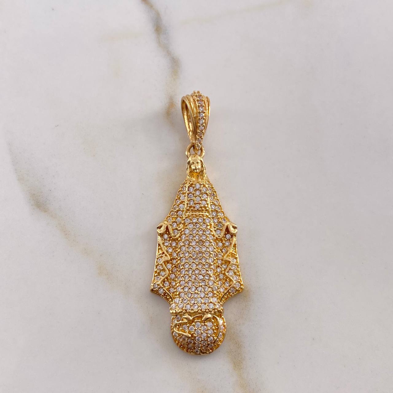 Dije Virgen Milagrosa 7.75gr / 4.9cm / Circones Blancos Oro Amarillo 18K $ Dije Virgen Milagrosa 7.75gr / 4.9cm / Circones Blancos Oro Amarillo 18K $