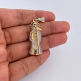 Dije Santa Muerte 7gr / 4.5cm / Circones Negros Blancos Tres Oros 18K & Dije Santa Muerte 7gr / 4.5cm / Circones Negros Blancos Tres Oros 18K &