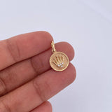 Dije Medalla Corona RX 0.95gr / 1.8cm / Circones Blancos Oro Amarillo 18K & Dije Medalla Corona RX 0.95gr / 1.8cm / Circones Blancos Oro Amarillo 18K &