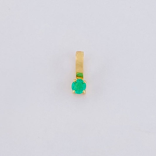 Dije Circulo Esmeralda 3pts 0.1g / 0.6cm Oro Amarillo 18K