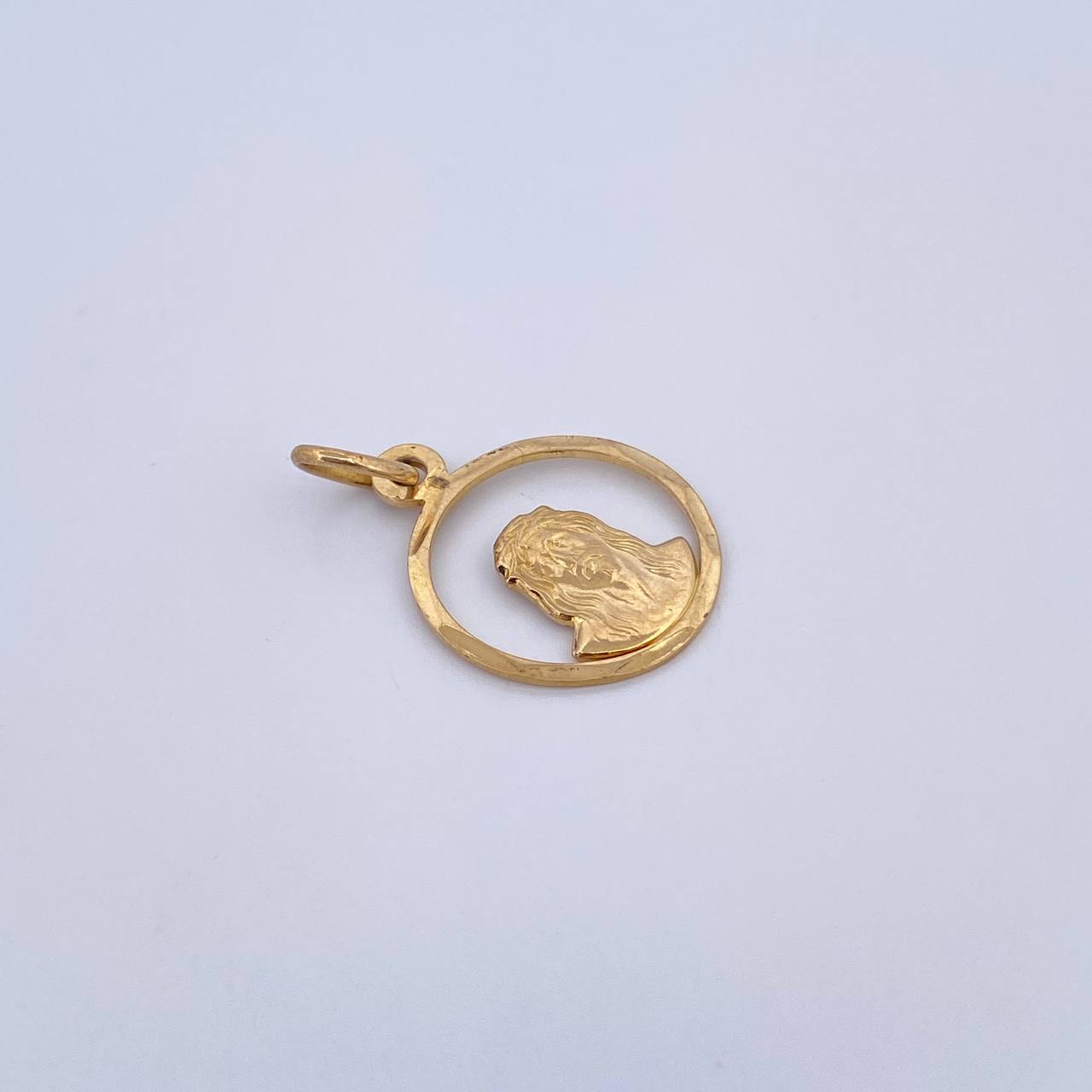 Dije Rostro Cristo 1.95gr / 2.7cm / Circulo Oro Amarillo 18K & Dije Rostro Cristo 1.95gr / 2.7cm / Circulo Oro Amarillo 18K &