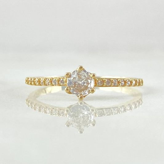 Anillo Solitario Tupido 1.4gr / T7 / Oro 18K ©