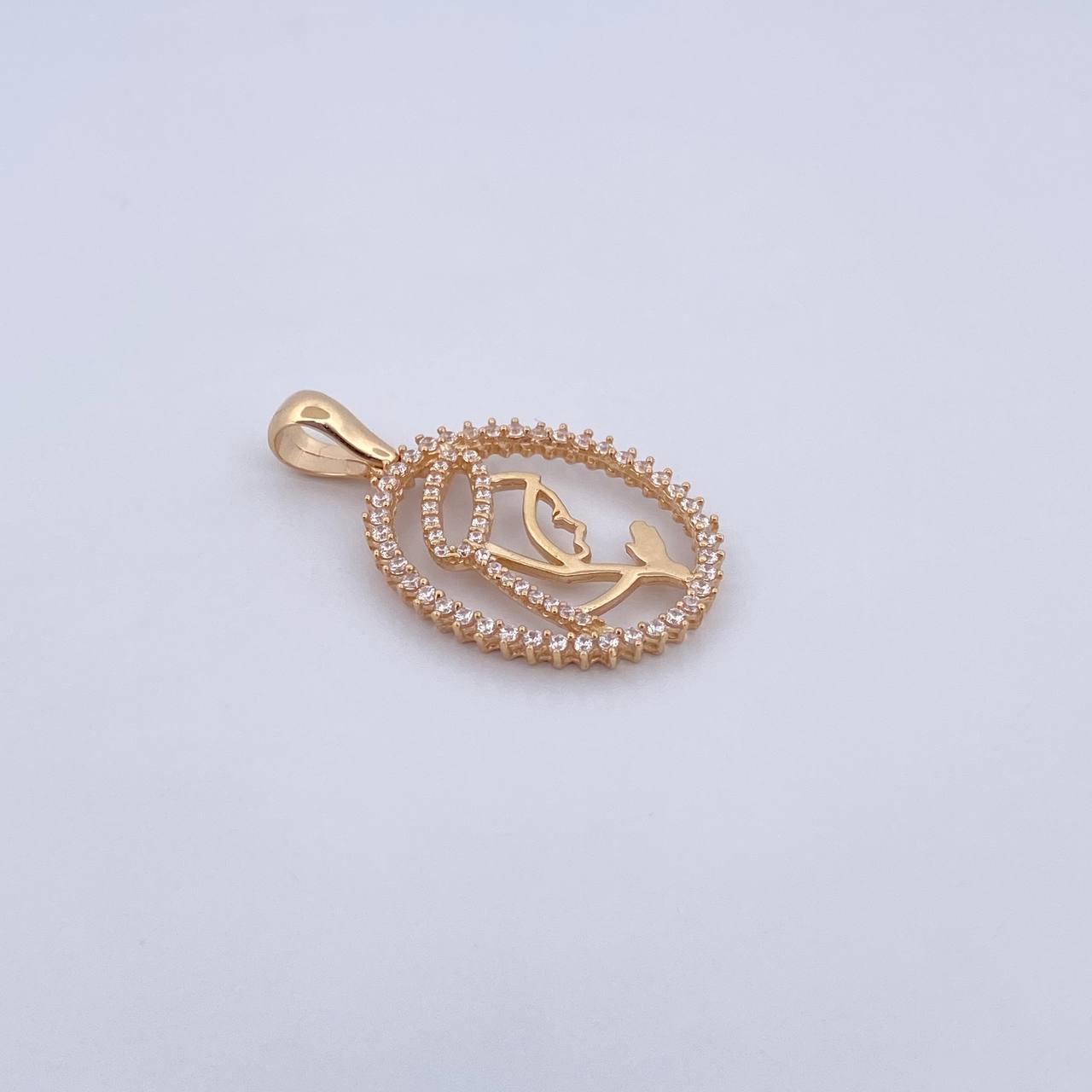 Dije Virgen Maria 2.9gr / 3.1cm / Circones Blancos Oro Amarillo 18K & Dije Virgen Maria 2.9gr / 3.1cm / Circones Blancos Oro Amarillo 18K &