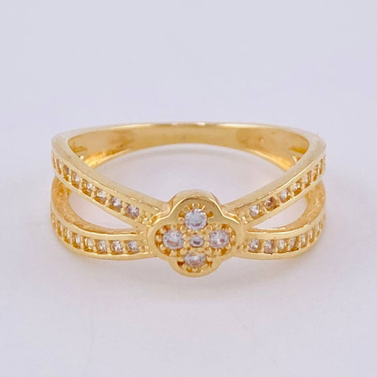Anillo Trebol Liston Infinito 2.95 g / T7 1/4 Oro Amarillo 18K