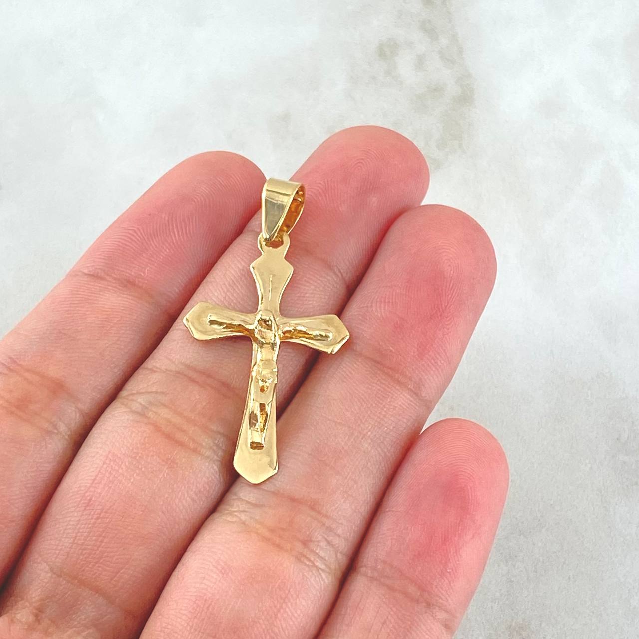 Dije Cruz Cristo 2.45gr / 4cm / Punteado Oro Amarillo 18K Dije Cruz Cristo 2.45gr / 4cm / Punteado Oro Amarillo 18K