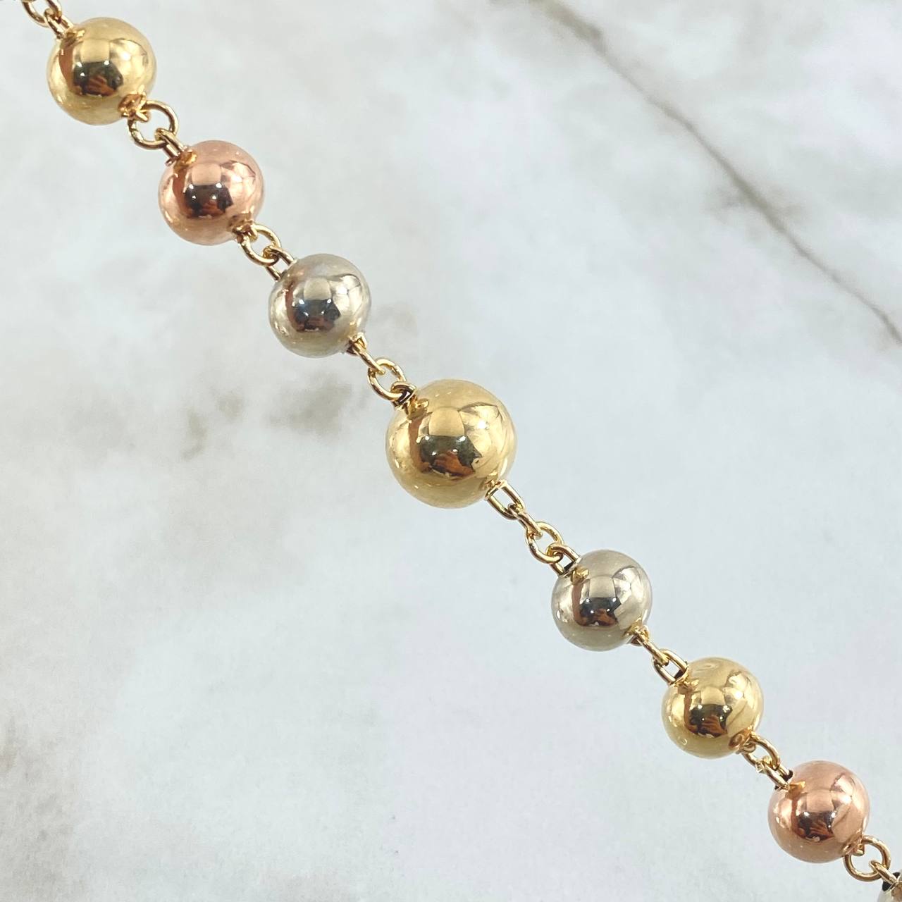 Rosario Virgen Milagrosa 48.6gr / 65cm / Oro 18K © Rosario Virgen Milagrosa 48.6gr / 65cm / Oro 18K ©