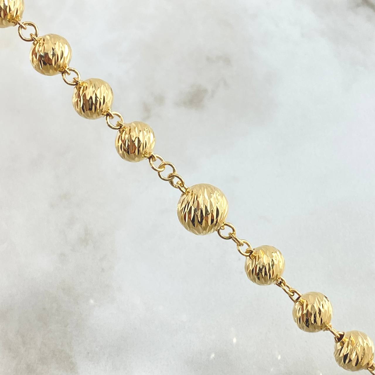 Rosario Virgen Milagrosa 48.6gr / 65cm / Oro 18K © Rosario Virgen Milagrosa 48.6gr / 65cm / Oro 18K ©