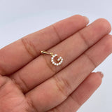 Dije Letra G 0.6gr / 1.5cm / Circones Blancos Oro Amarillo 18K & Dije Letra G 0.6gr / 1.5cm / Circones Blancos Oro Amarillo 18K &