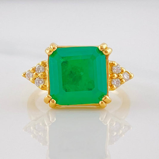 Anillo Cuadrado Imperial Esmeralda 3.7qts Diamantes 12pts 6.15g / T6 1/4 Oro Amarillo 18K