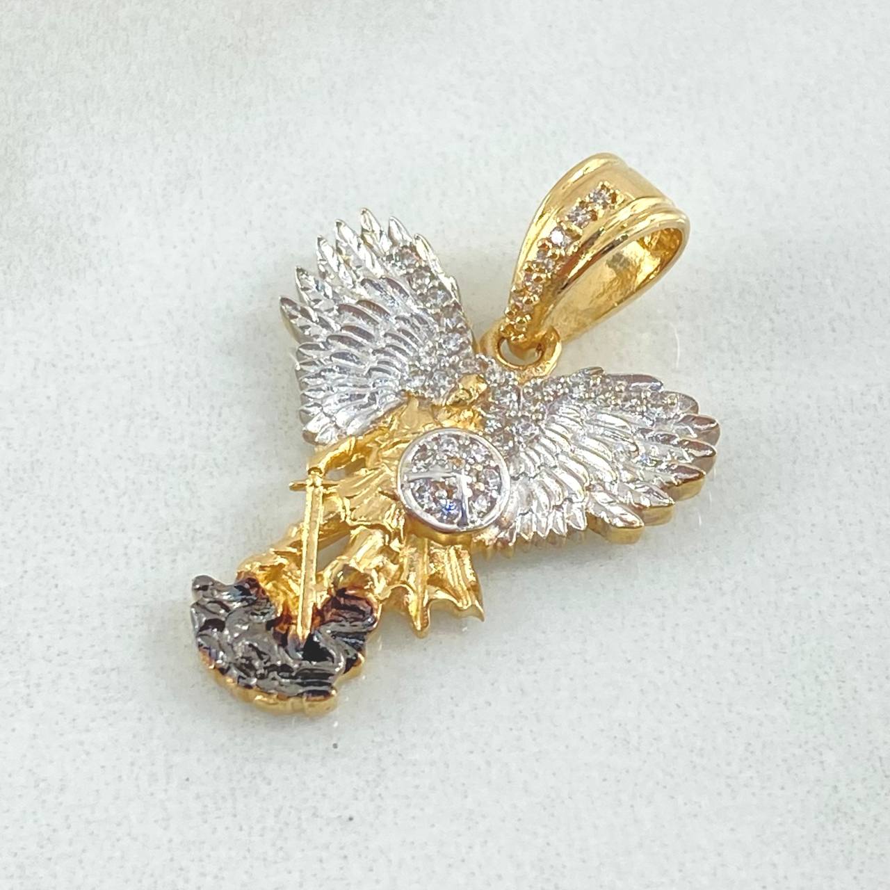 Dije San Miguel Arcangel 4.35gr / 3cm / Oro 18K Dije San Miguel Arcangel 4.35gr / 3cm / Oro 18K