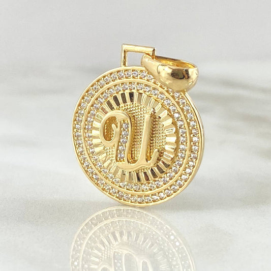 Dije Medalla Letra U 4.75gr / 3cm / Oro Amarillo 18K ©