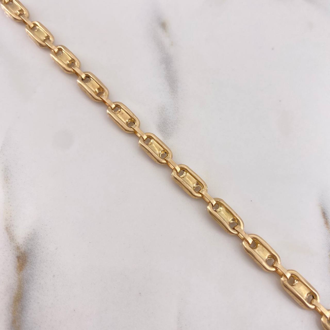 Pulso GC  Expandido 6.05gr / 19cm / 5.1mm Liso Oro Amarillo 18K & Pulso GC  Expandido 6.05gr / 19cm / 5.1mm Liso Oro Amarillo 18K &