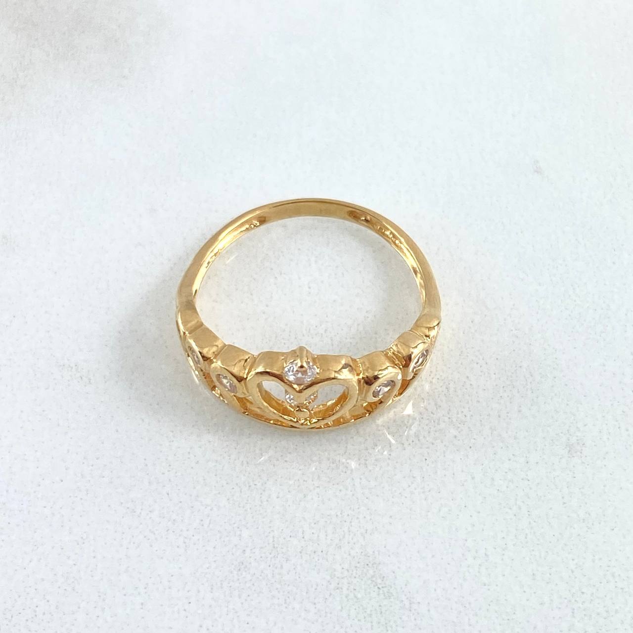 Anillo Corona Corazón 2.8gr / T6 3/4 / Circones Blancos Oro Amarillo 18K Anillo Corona Corazón 2.8gr / T6 3/4 / Circones Blancos Oro Amarillo 18K