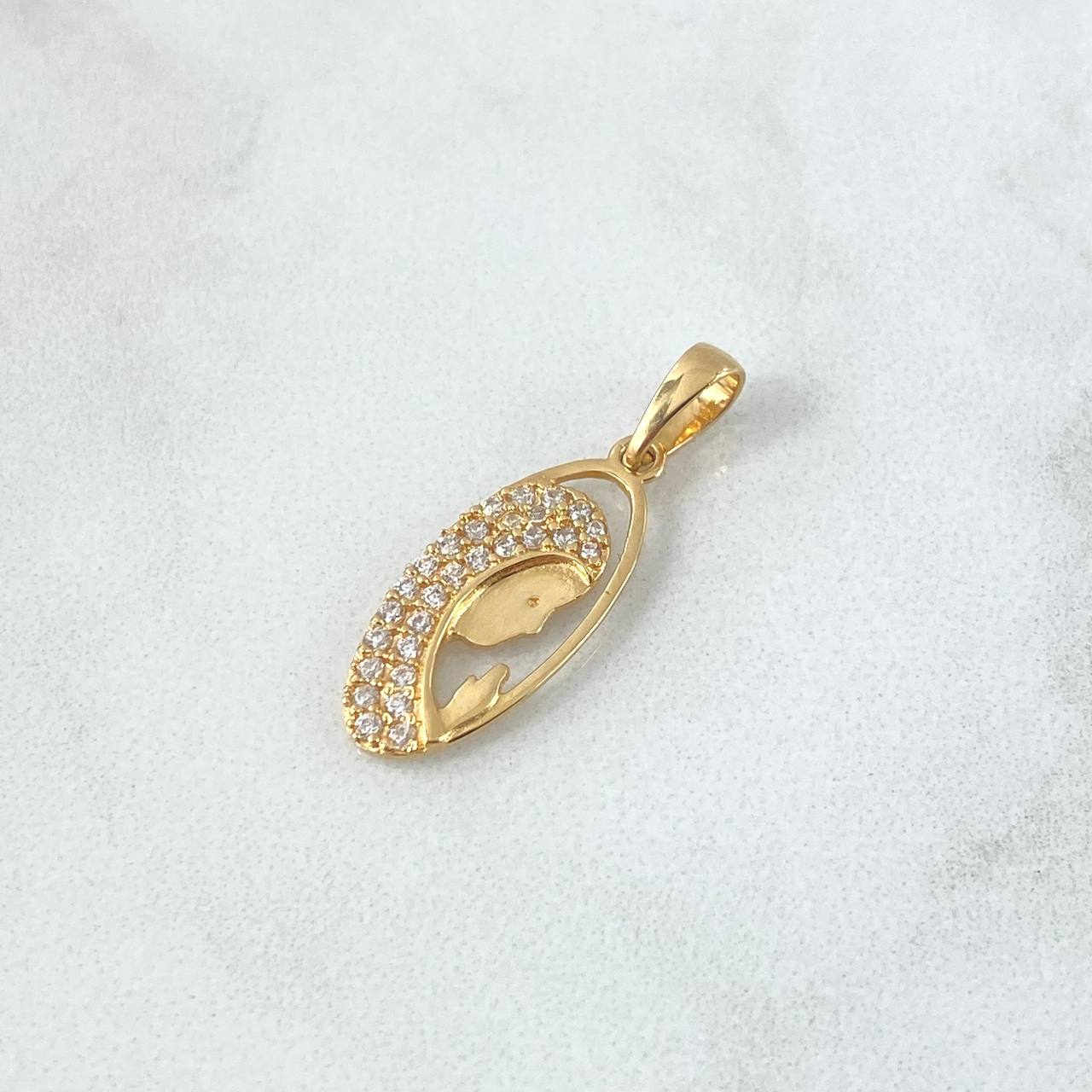 Dije Virgen Maria 1.35gr / 2.7cm / Circones Blancos Oro Amarillo 18K Dije Virgen Maria 1.35gr / 2.7cm / Circones Blancos Oro Amarillo 18K