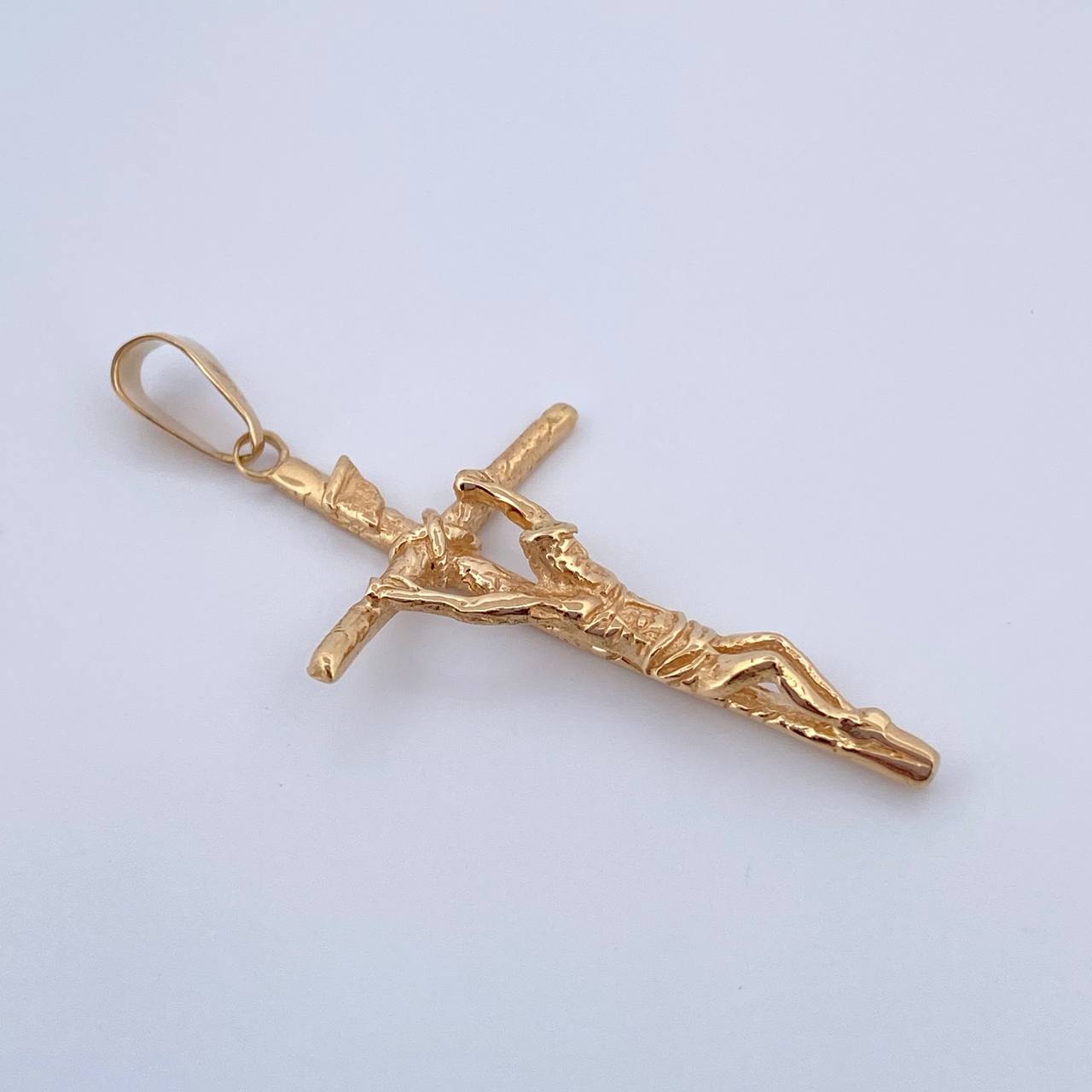 Dije Cruz Cristo 3.55gr / 4.5cm / Oro Amarillo 18K & Dije Cruz Cristo 3.55gr / 4.5cm / Oro Amarillo 18K &
