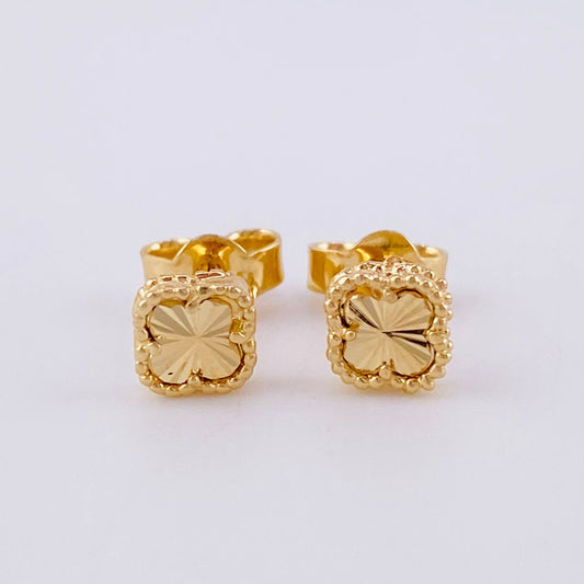 Topos Trebol Diamantado 1.25 g / 5.2 mm Oro Amarillo 18K
