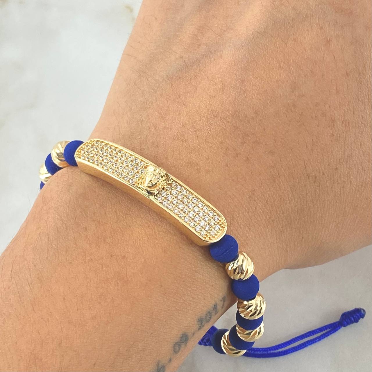 Pulsera Azul Rey Herraje Placa Rectangular Medusa 8.1gr / Oro Amarillo 18K * Pulsera Azul Rey Herraje Placa Rectangular Medusa 8.1gr / Oro Amarillo 18K *
