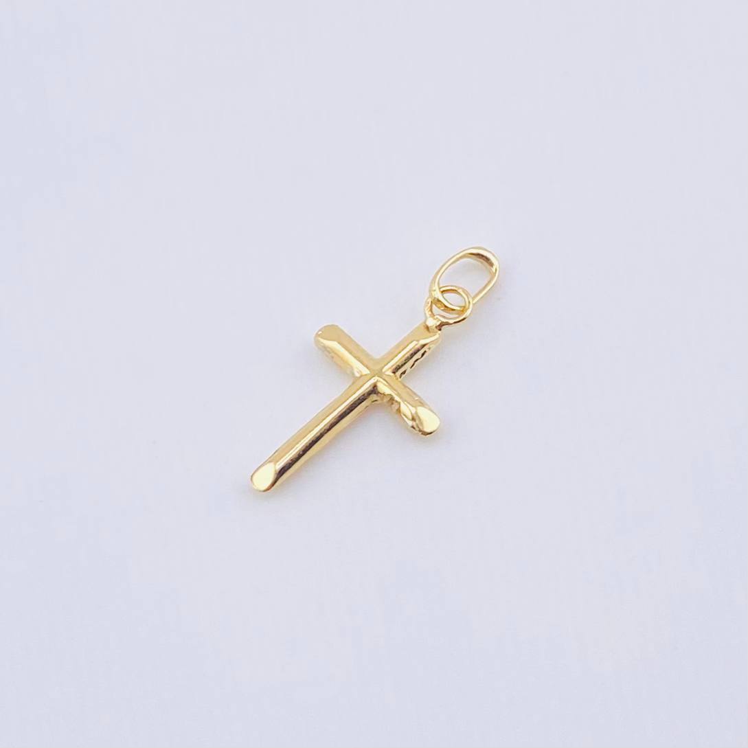 Dije Cruz 0.3gr / 2cm / Oro Amarillo 18K * Dije Cruz 0.3gr / 2cm / Oro Amarillo 18K *