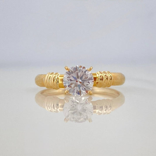 Anillo Solitario Cuatro Garras 1.45 g / T7 Oro Amarillo 18K