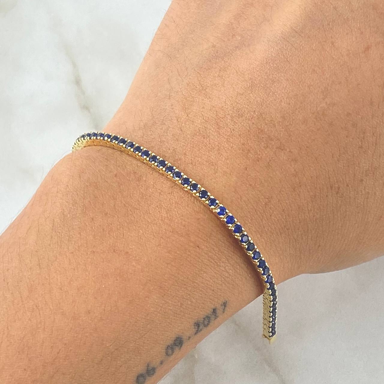 Pulso Tennis Doble Faz 7.5gr / 18cm / 2.1mm Circones Azules Blancos Oro Amarillo +4 18K * Pulso Tennis Doble Faz 7.5gr / 18cm / 2.1mm Circones Azules Blancos Oro Amarillo +4 18K *