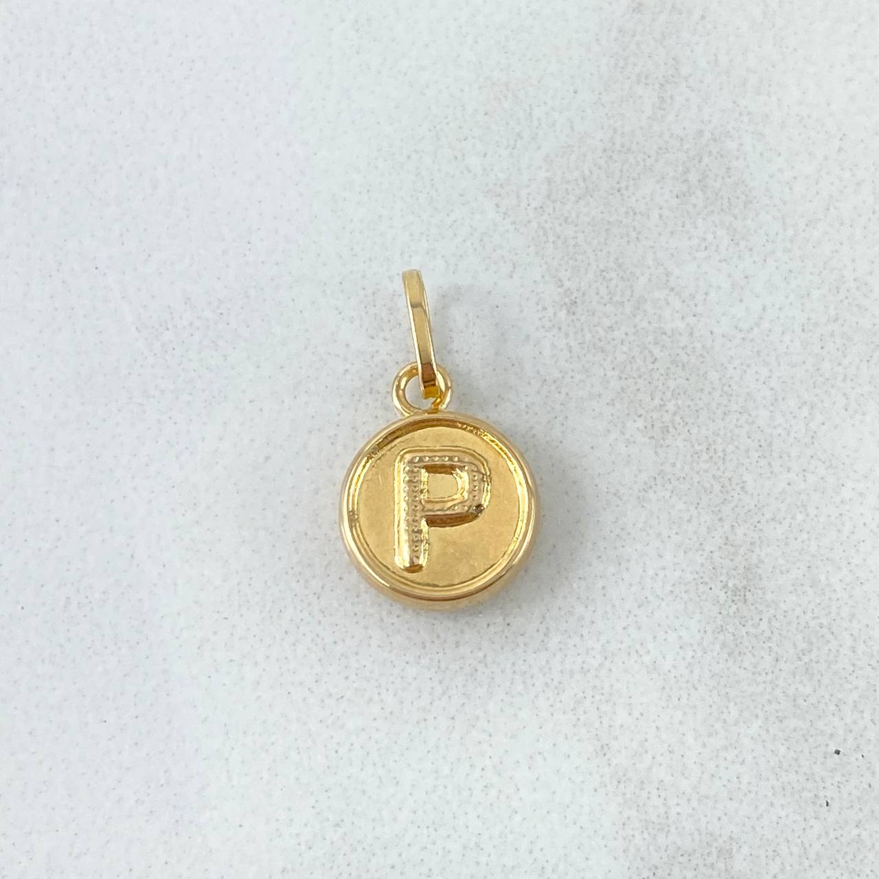 Dije Letra P 0.35gr / 1.5cm / Doble Faz Oro Amarillo Dije Letra P 0.35gr / 1.5cm / Doble Faz Oro Amarillo